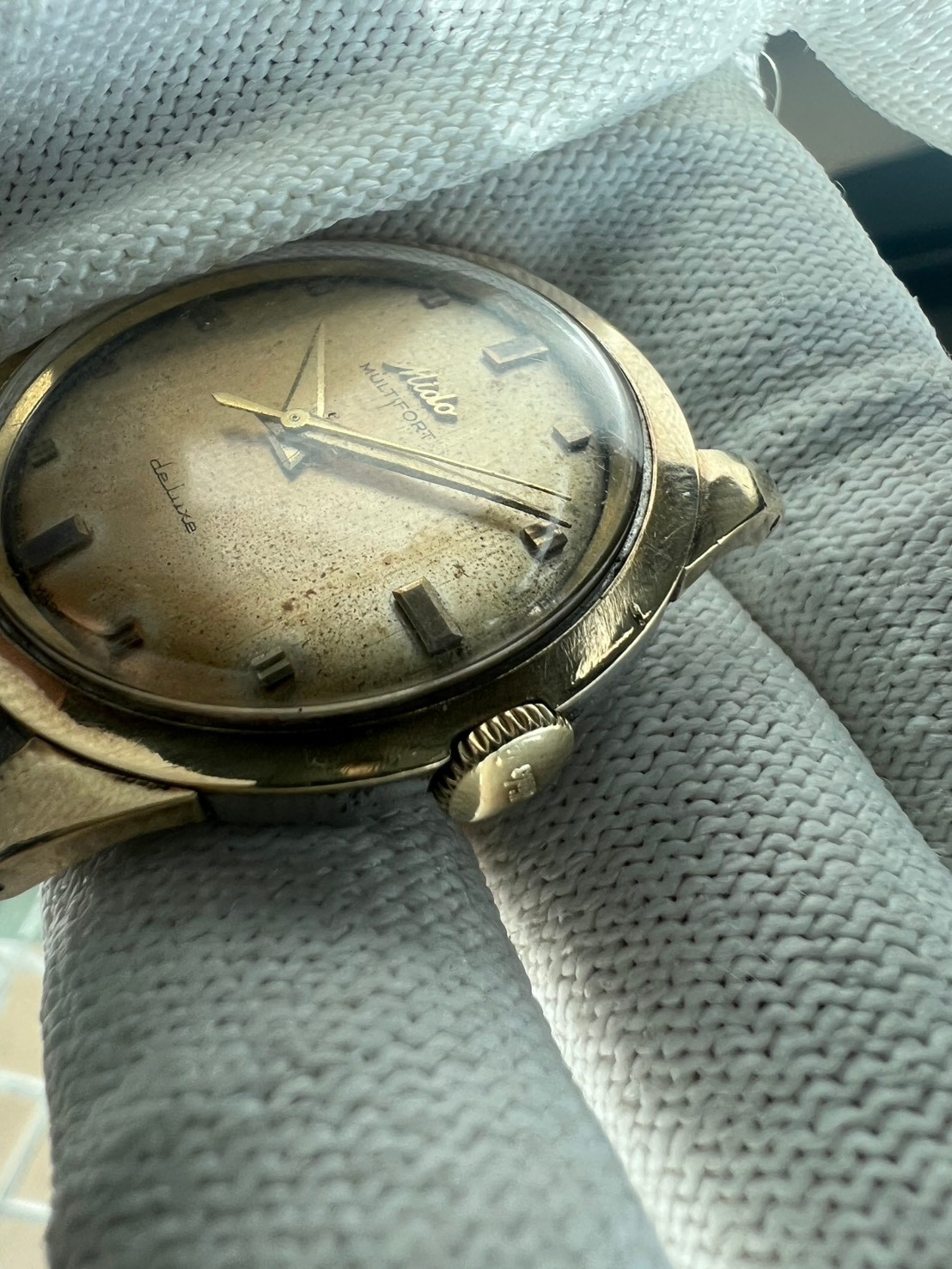 92. Mido Multifort Deluxe 35.5mm running gold cap sell as part cal 1200 C