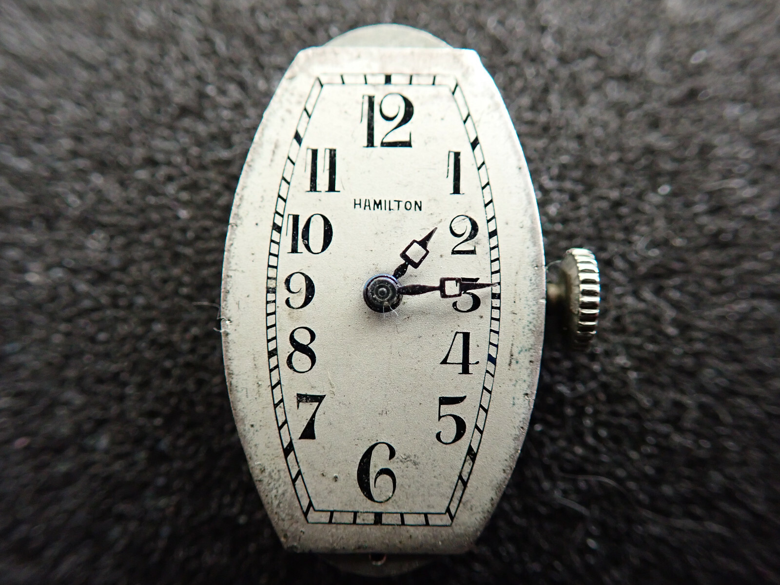 VINTAGE 24.6MM MEN’S HAMILTON WRIST WATCH MOVEMENT CAL. 989 – NOT RUNNING