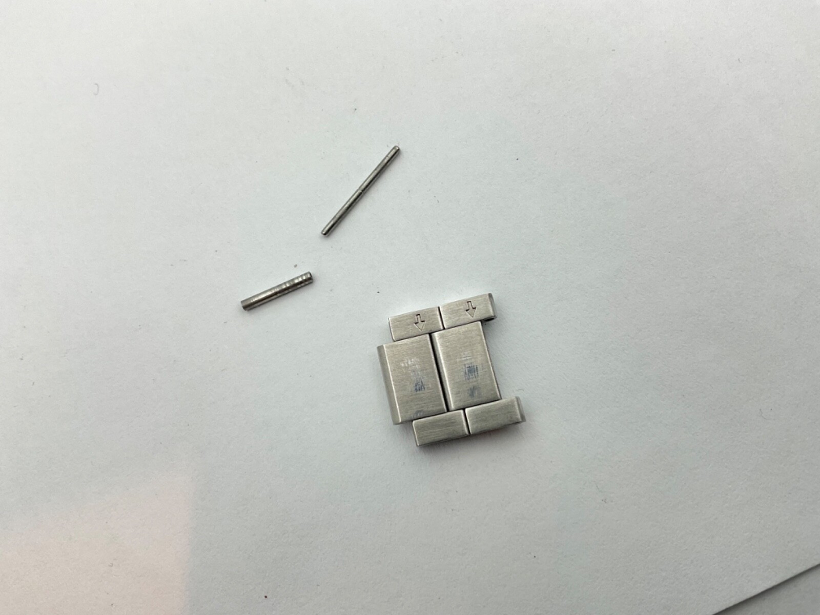 Movado Bold MB.01.3.20.6622 S/S 15mm 2 links 3600773 & others see descriptions