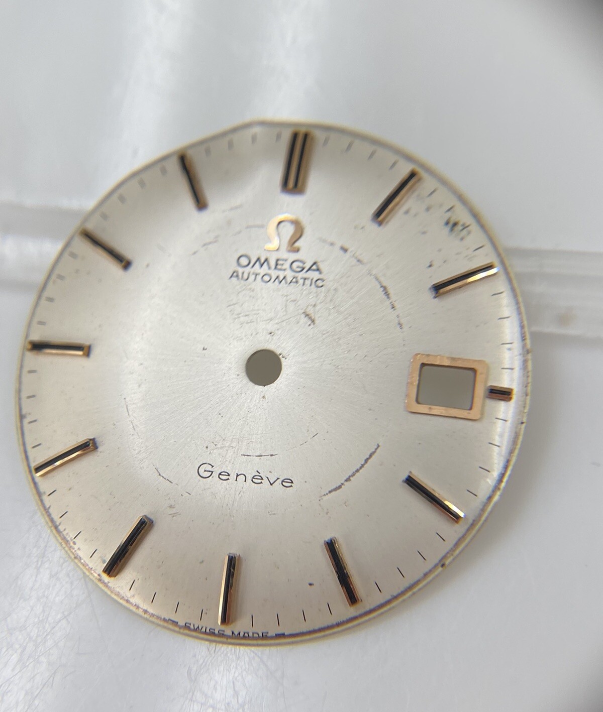 Original Omega Caliber 565 Silver/Gold Stick Date @3 Dial