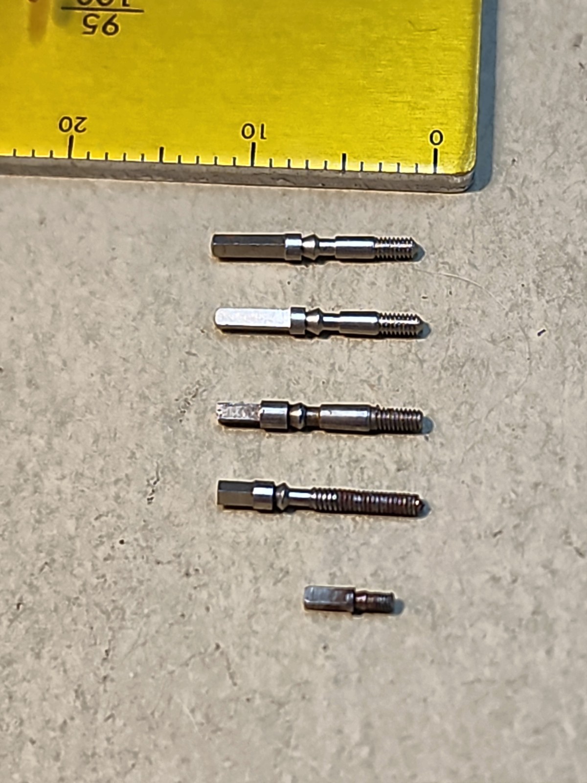 Lot Of 5 Mixed 12s American Pocket Watch Stems