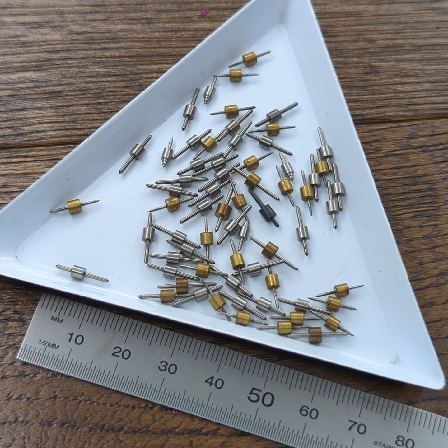 Rare English Pocket Watch Blank Unfinished Balance Staff Parts (K21)