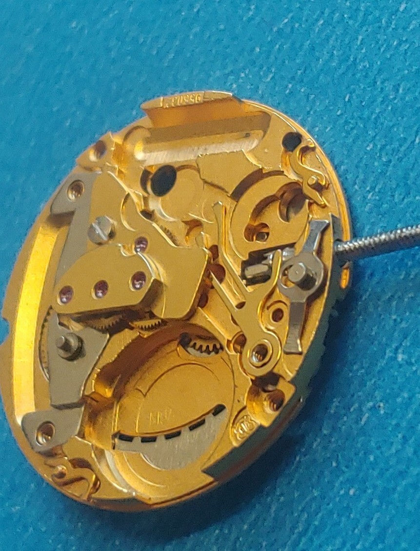 ETA 956.032 Partial Movement Without Circuit. Overhauled. Sets,Runs 24 Hrs.