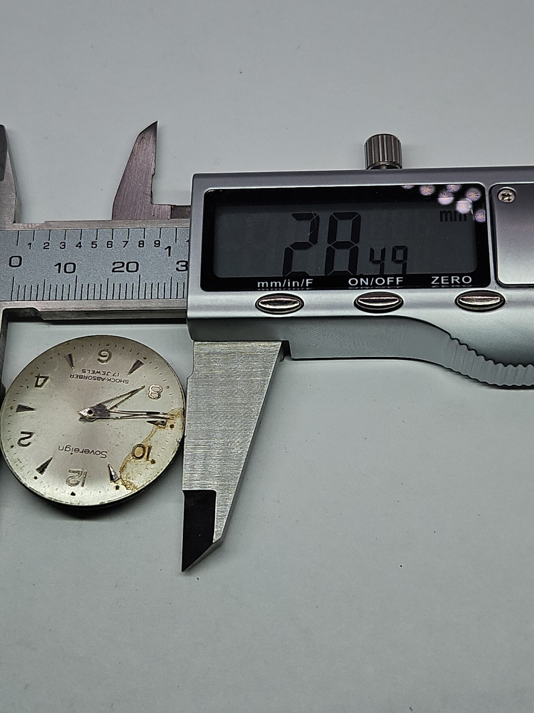 Sovereign Model 11E4B7 17j Watch Movement Parts/Repair (R3)