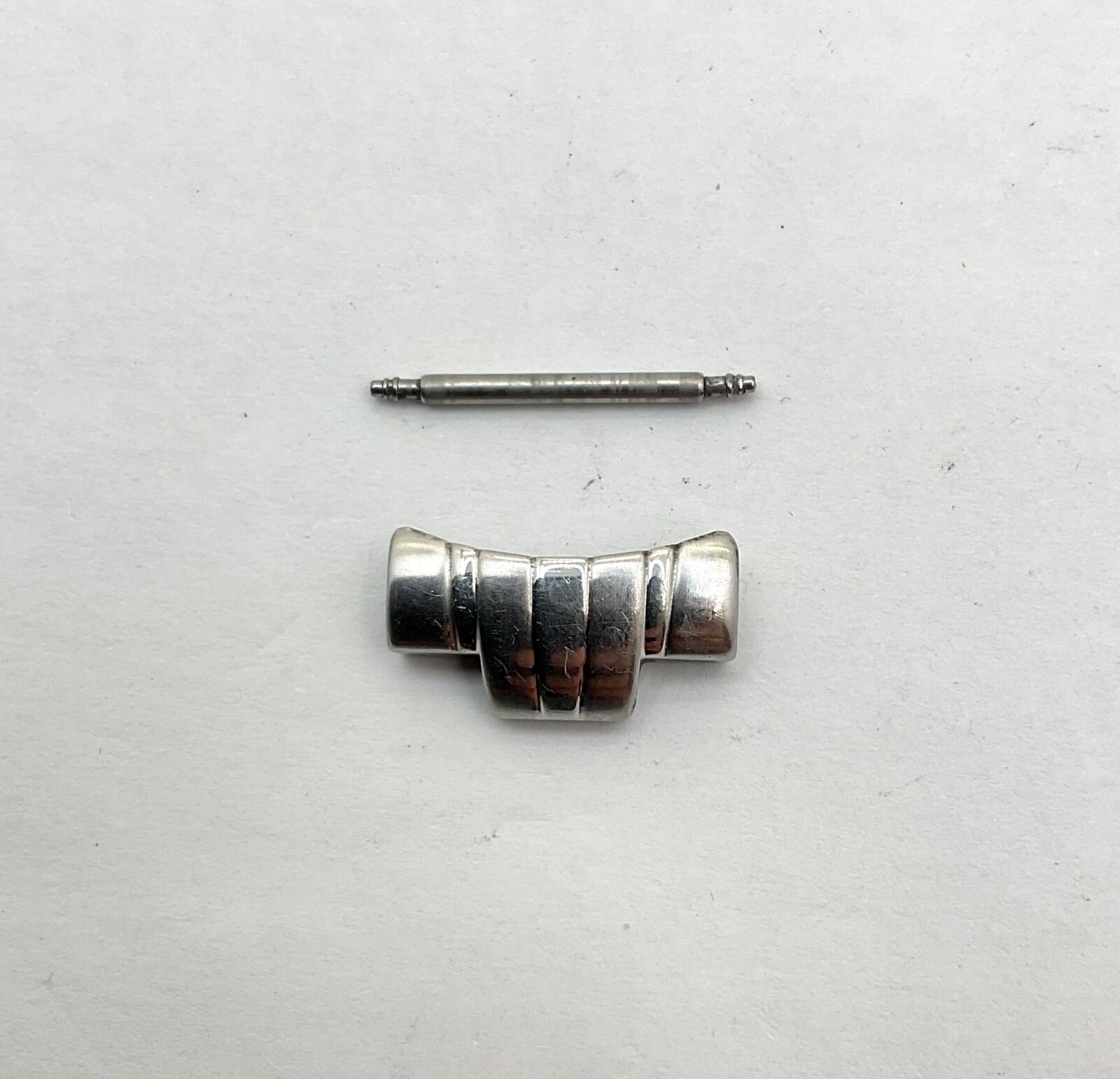 Men’s Citizen C300-Q01067 Band to Case End Link 20mm