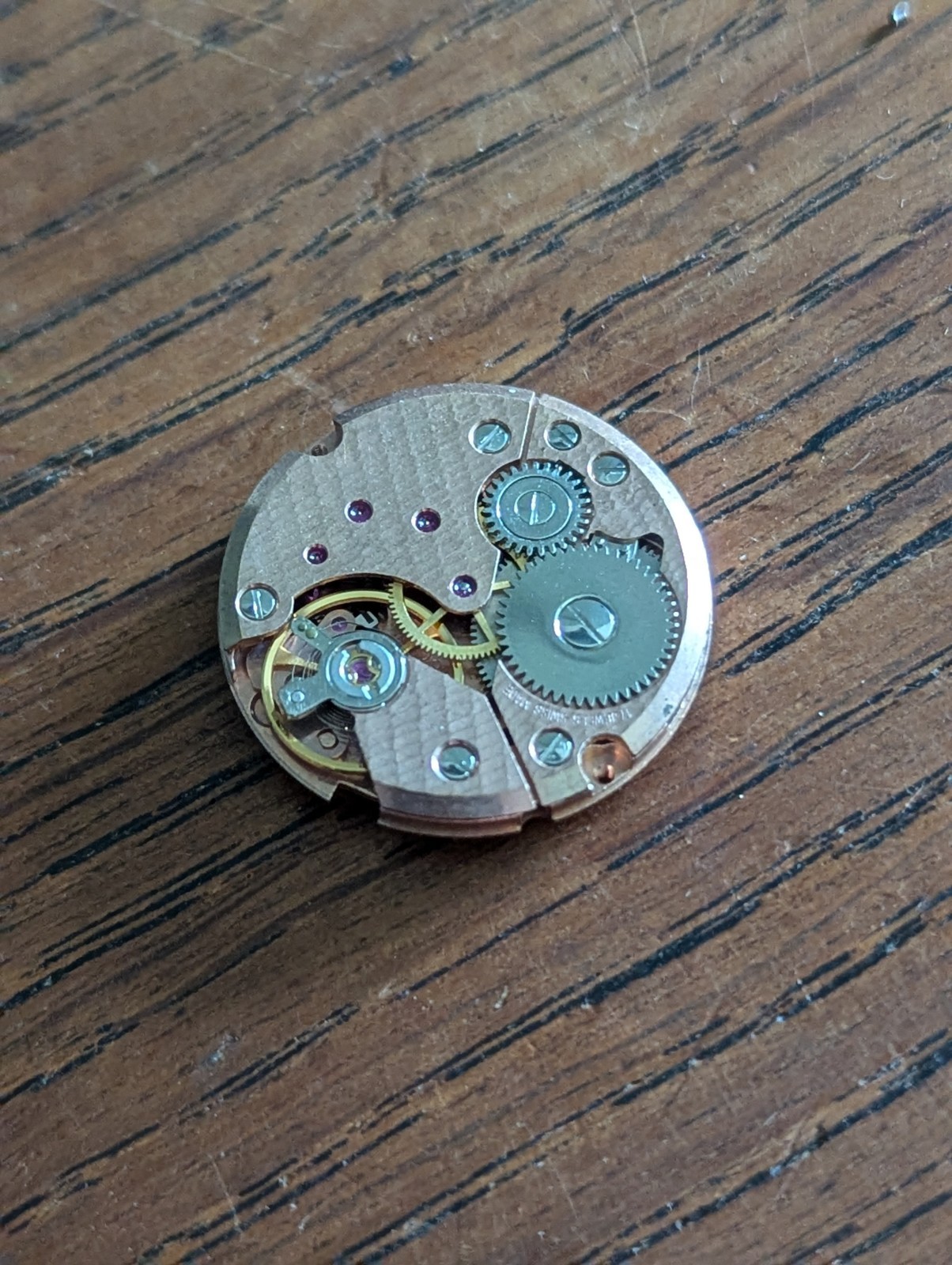 Peseux 7040 Watch Movement for Restoration, Good Balance #S402