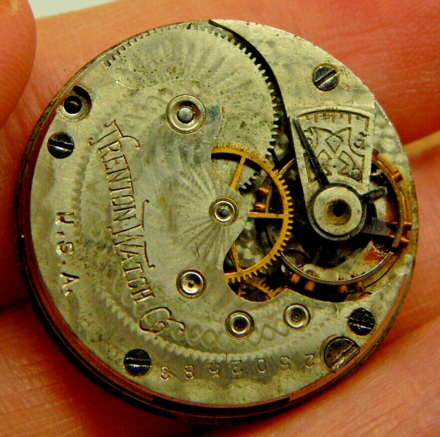 Antique Trenton Pocket Watch Movement 3/0S 7J Grade 90 Circa 1905
