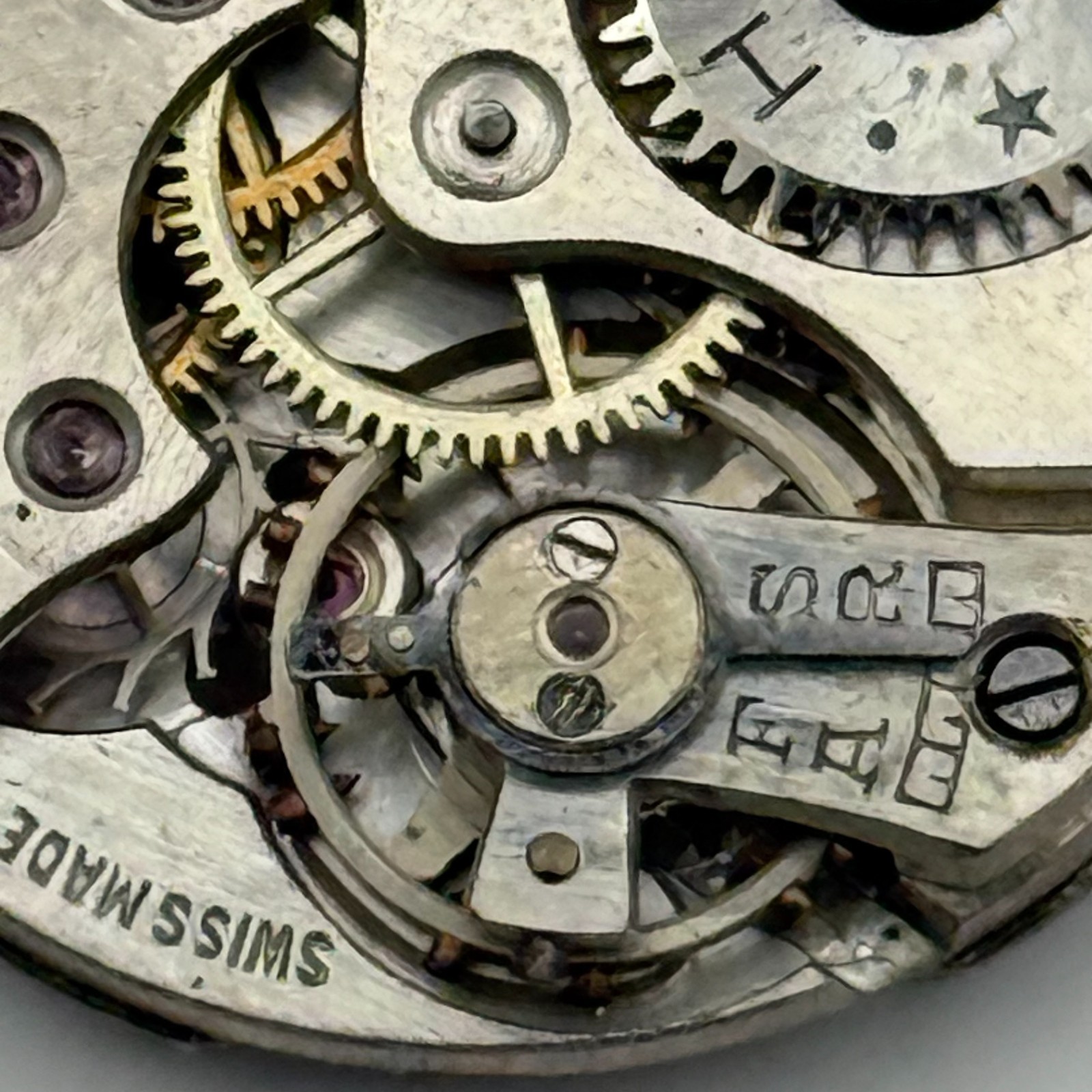 Herald Watch Movement Buser 15 Jewels 2 ADJ Swiss Vintage Parts Repair 23.2mm
