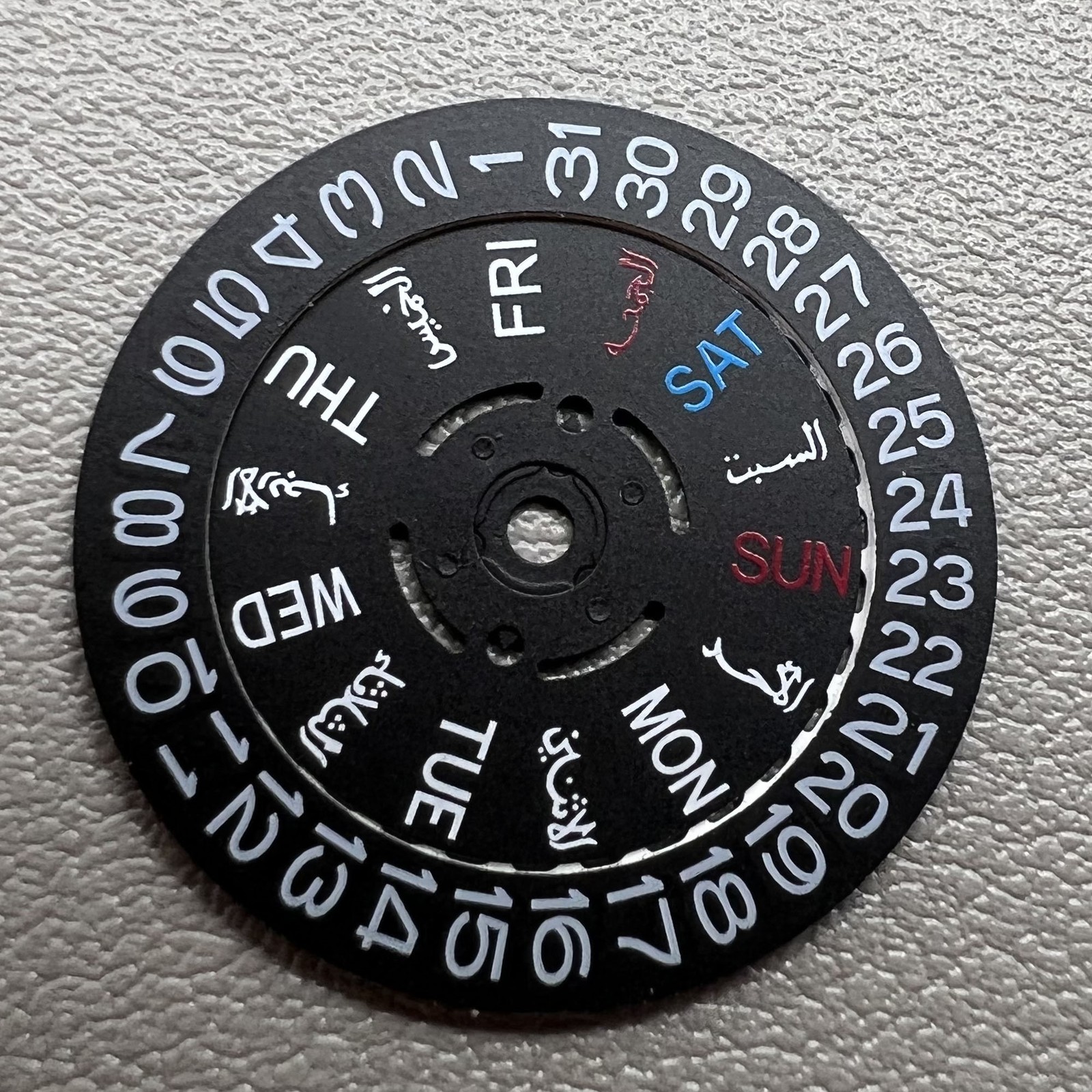 Arabic/English Font Black Date Disk Week Wheel for NH36 Movement Crown at 3