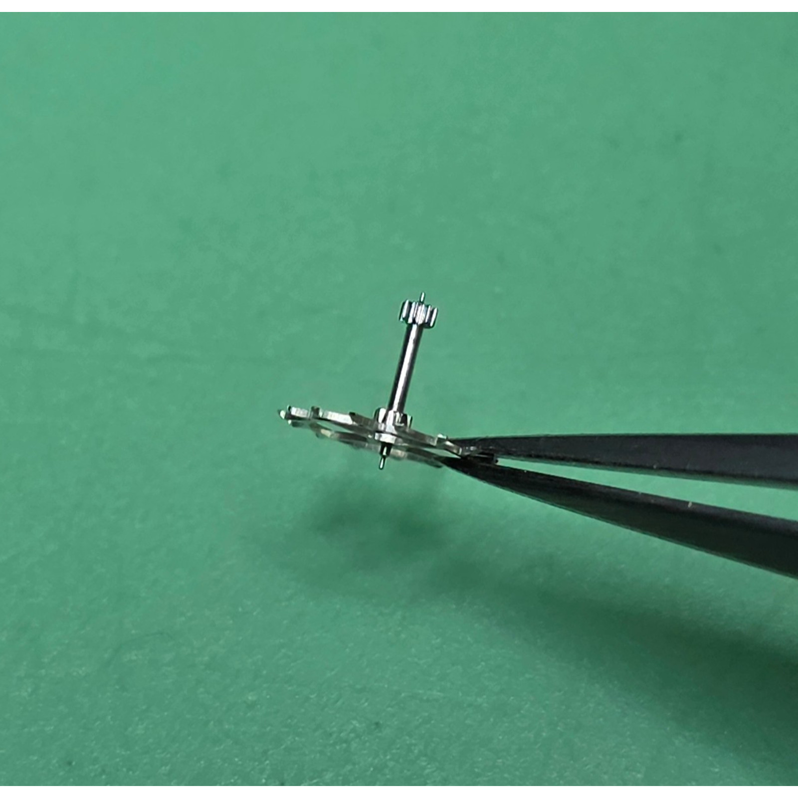 Escape ST Cal. 1686 Original Watch Part /W77