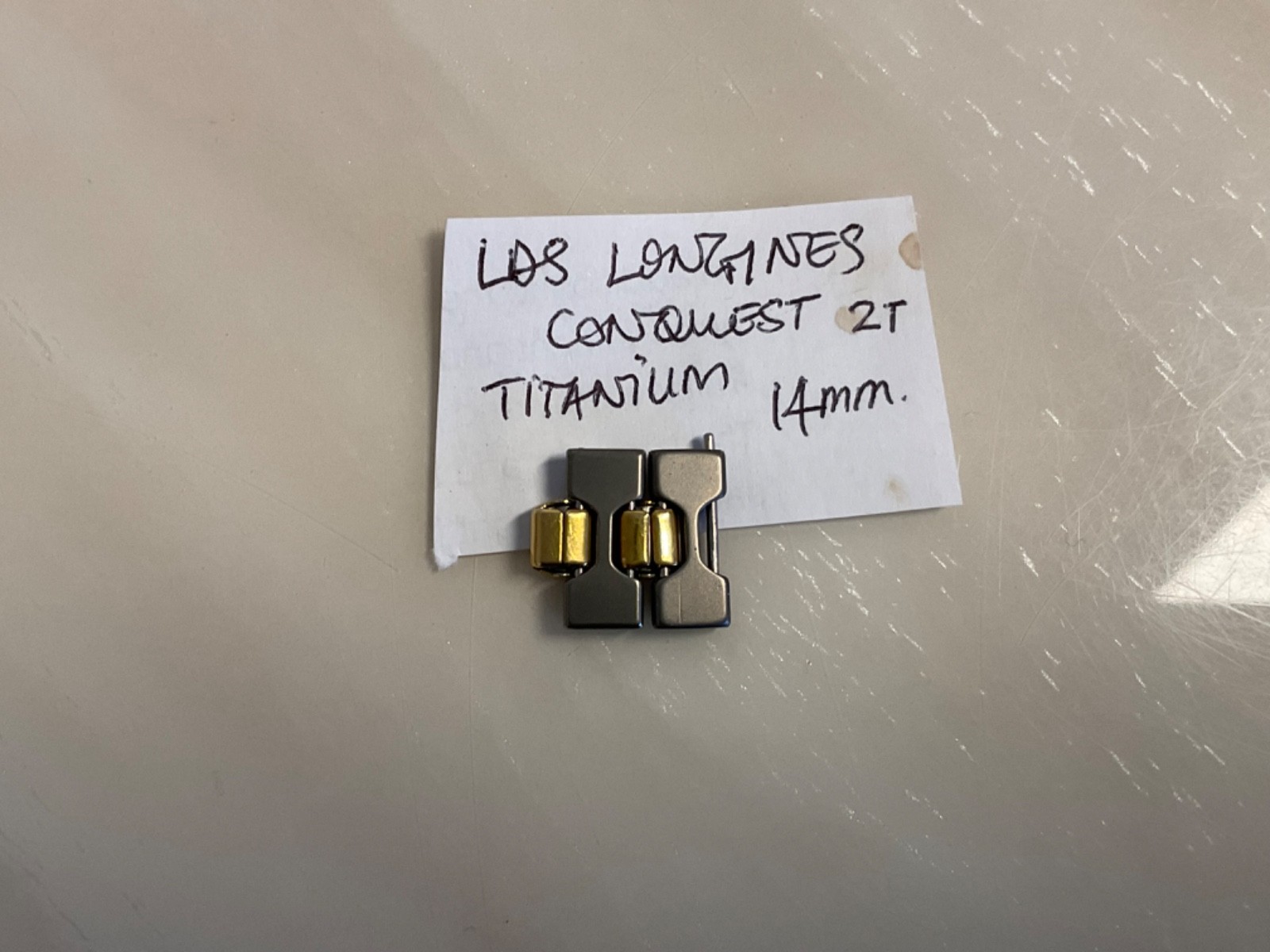 VINTAGE WOMEN LONGINES CONQUEST TITANIUM/GOLD PLATED LINKS