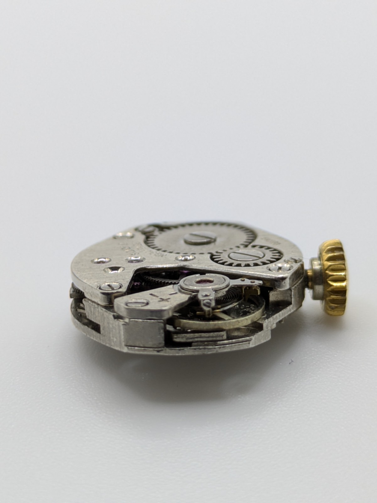 FHF ST 69-2 Manual Wind Watch Movement No Dial 17 Jewels Swiss Made Untested