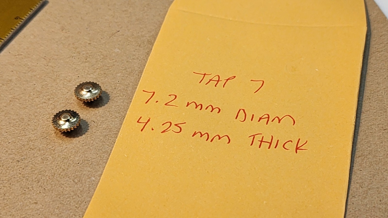 Lot Of 2 Vintage NOS Pocket/Wristwatch Tap 7 Yell GF Dustproof Crowns 7.2mm Diam