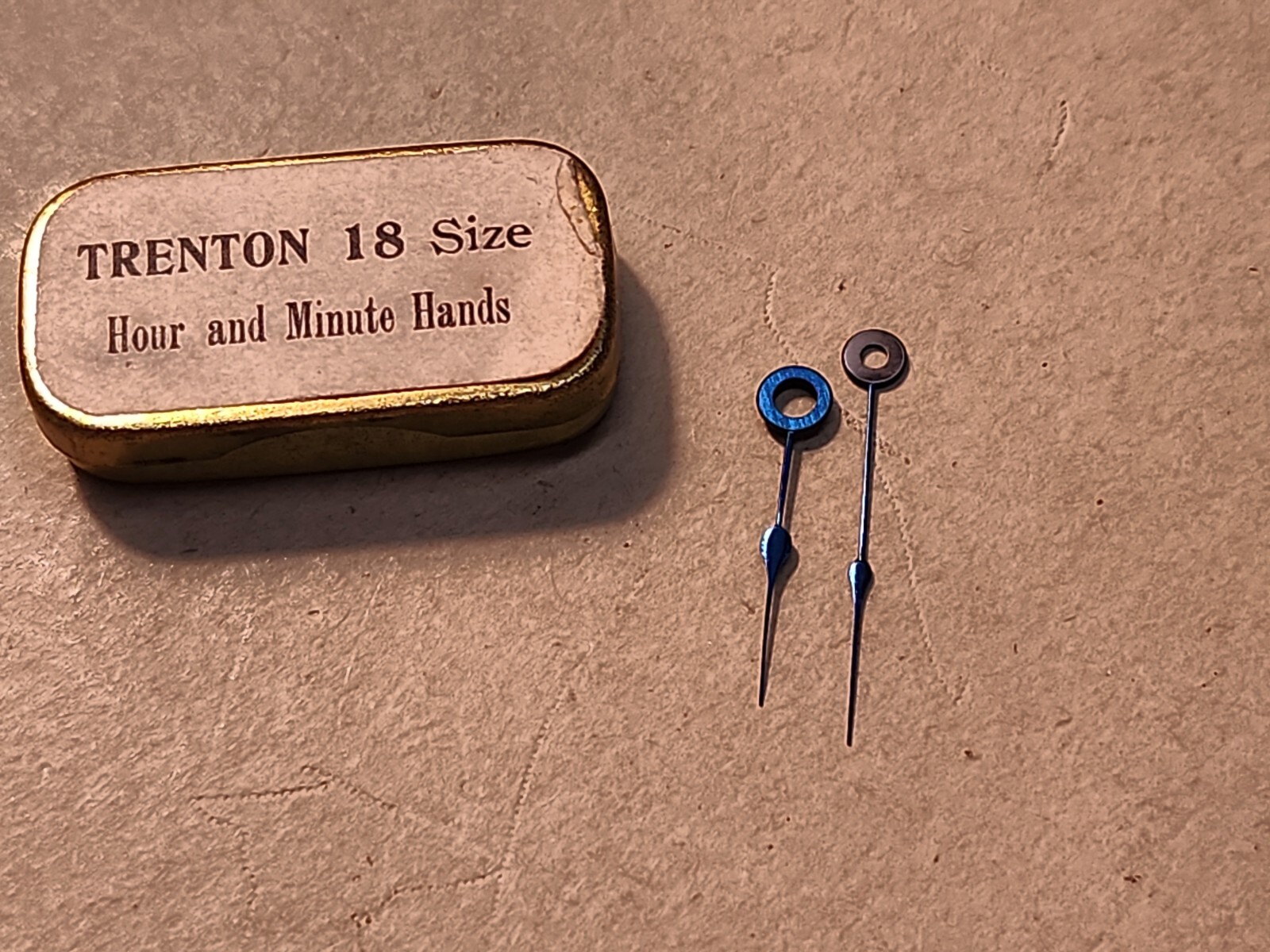 Set Of NOS Trenton 18s Blue Spade Hour/Minute Hands-235/150 Hole Sizes