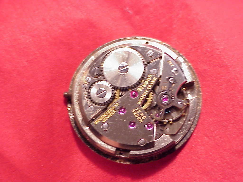 BENRUS Vintage WRISTWatch Movement & DIAL Manual DN 21 17 Jewels GOOD BALANCE