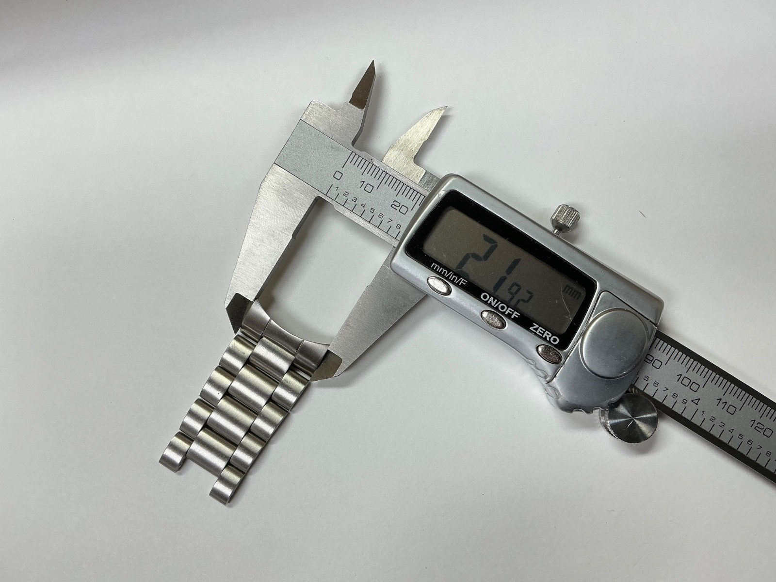 Hamilton multi-touch H915241 stainless steel partial band 22mm