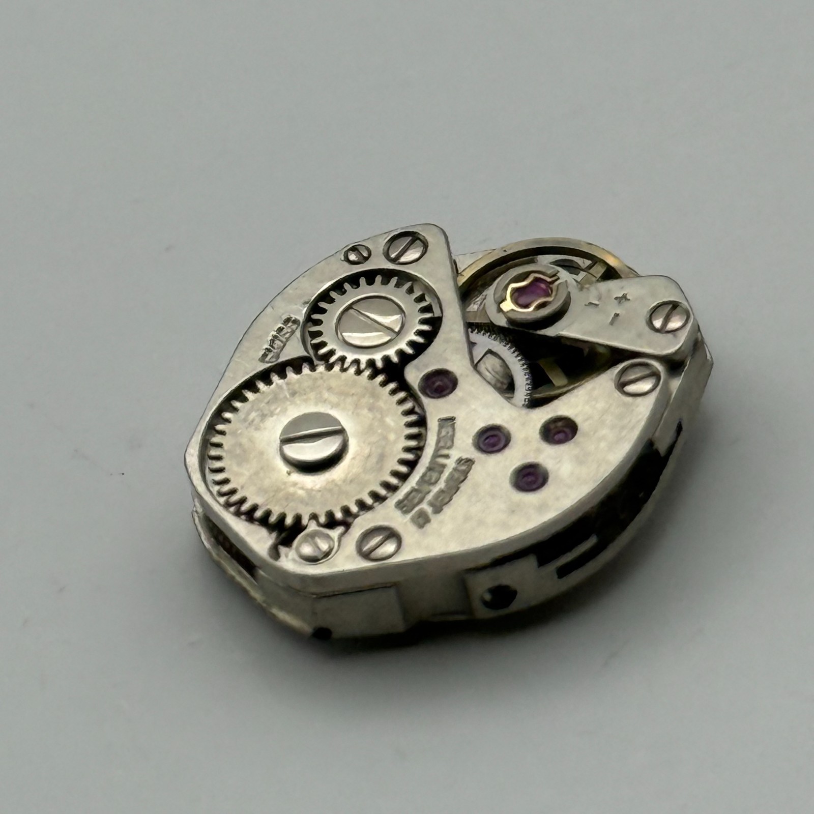 FHF 69-21 Watch Movement Tressa Swiss 17 Jewels Manual Wind Parts Repair 15.3mm
