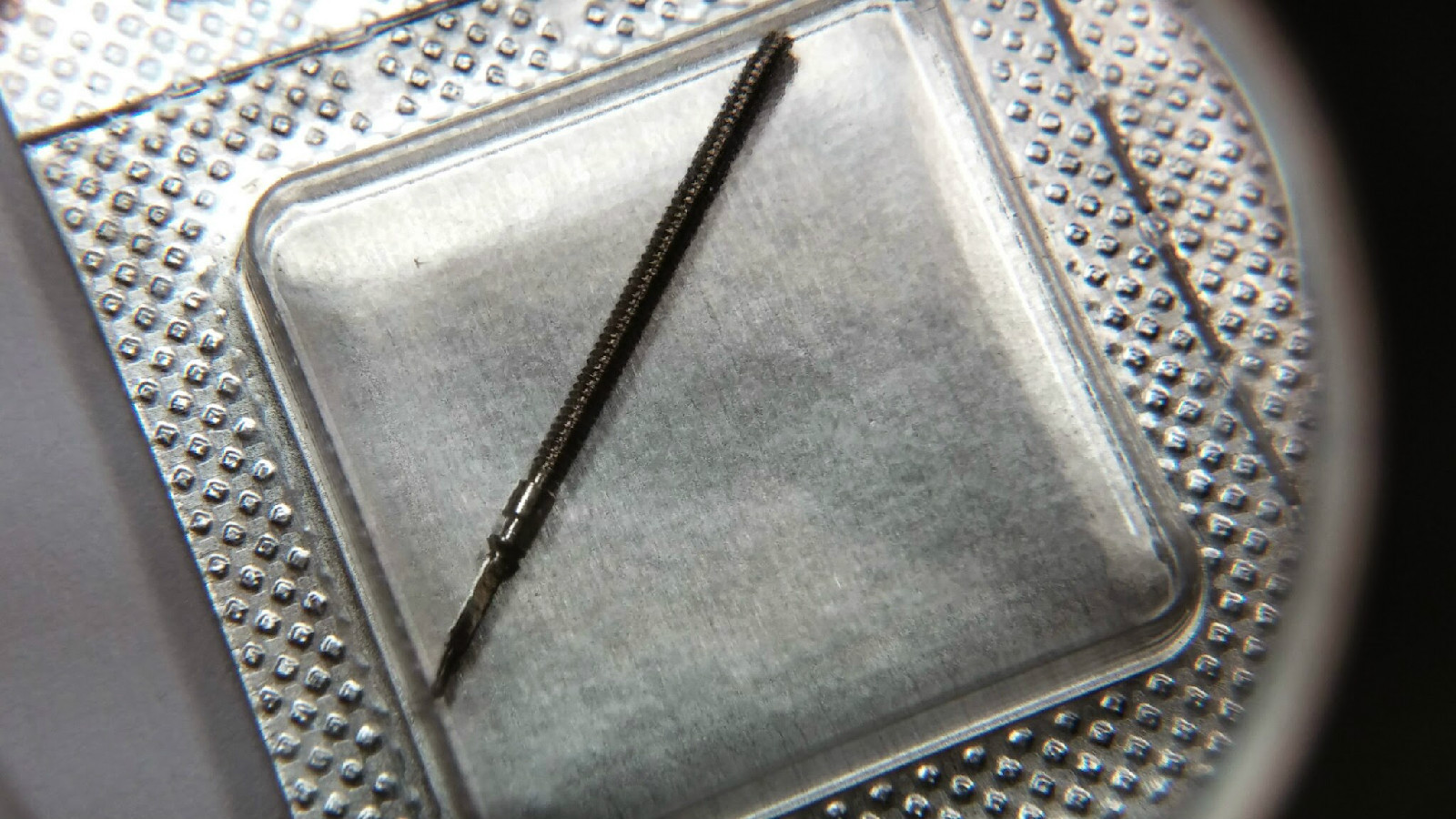 ETA EB, E BAUCHES Caliber 956.101, Winding Stem, LG Tap 10, 0.90, 18.50