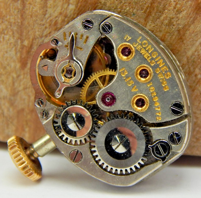 Vintage Longines 17 jewel 13.15V ladies wrist watch movement with dial and crown