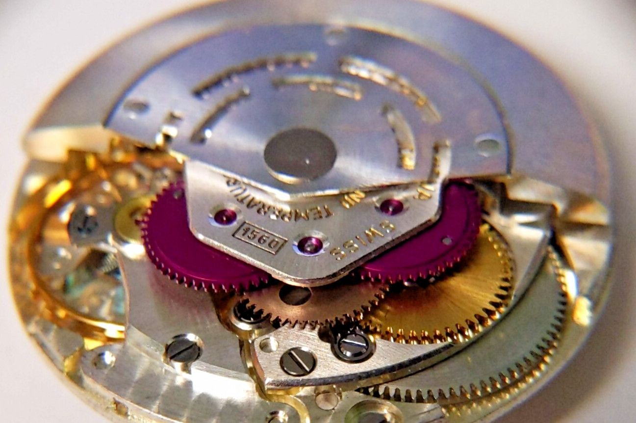 Genuine Rolex 1560 movement Explorer Submariner Oysterperpetual pre-owned, runs