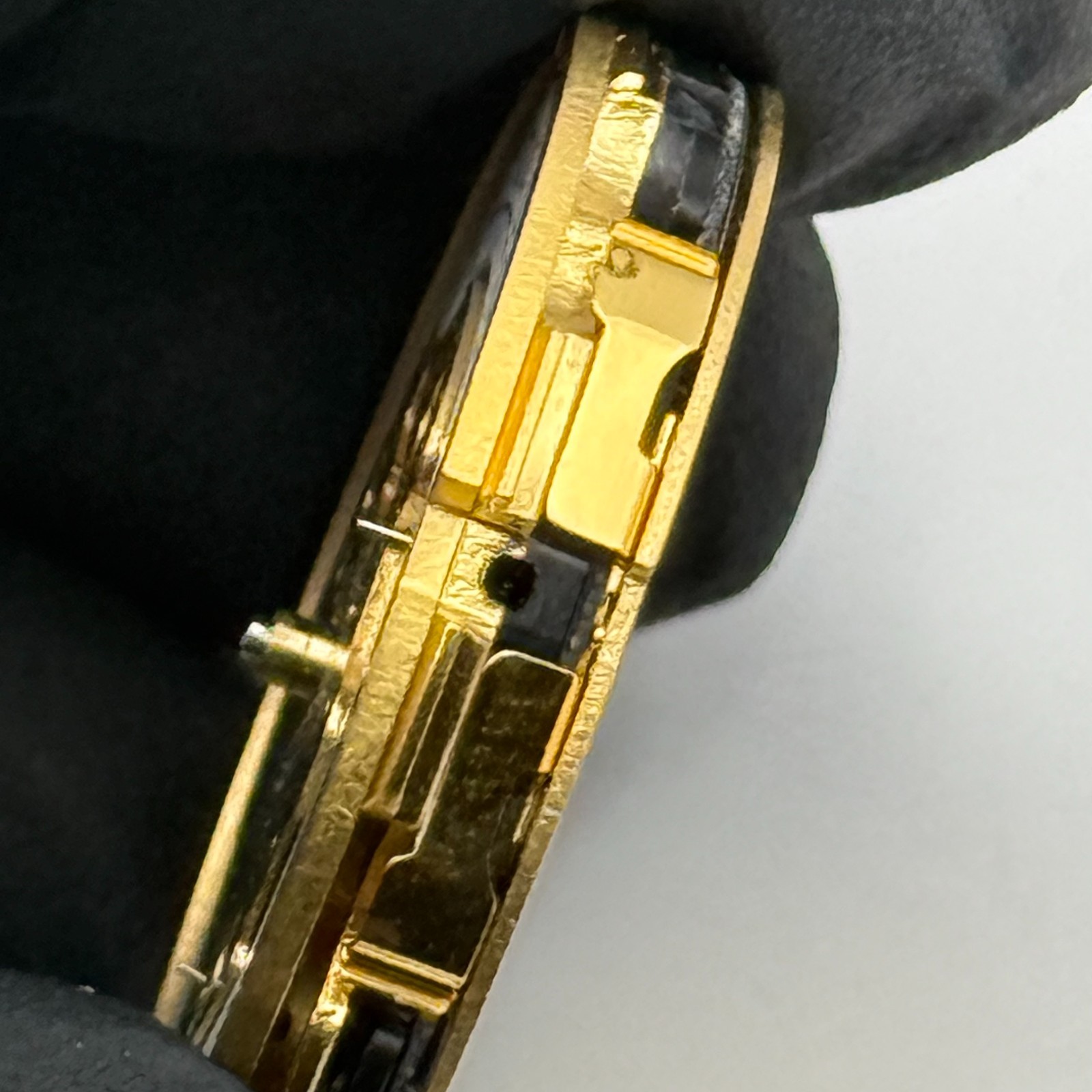 Ronda 5040.D Watch Movement Quartz Date 13 Jewels Swiss R9 Parts Repair 28.5mm
