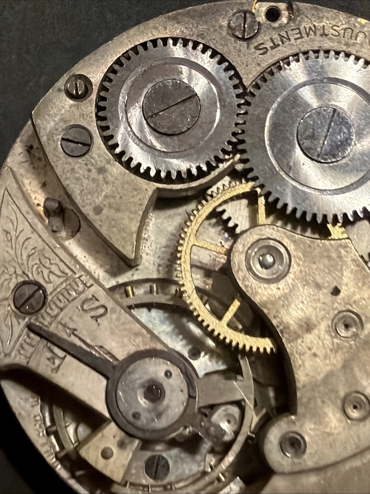 AM43 VTG Barclay Daynite 7j Pocket Watch Movement 42mm – Parts/Repair As Is**