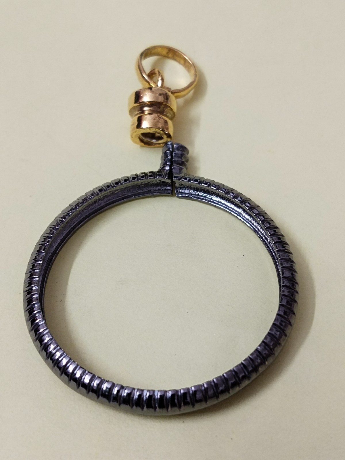 925 Sterling Silver Round Adjustable Bezel Pendant Blank: Coin Connector Setting