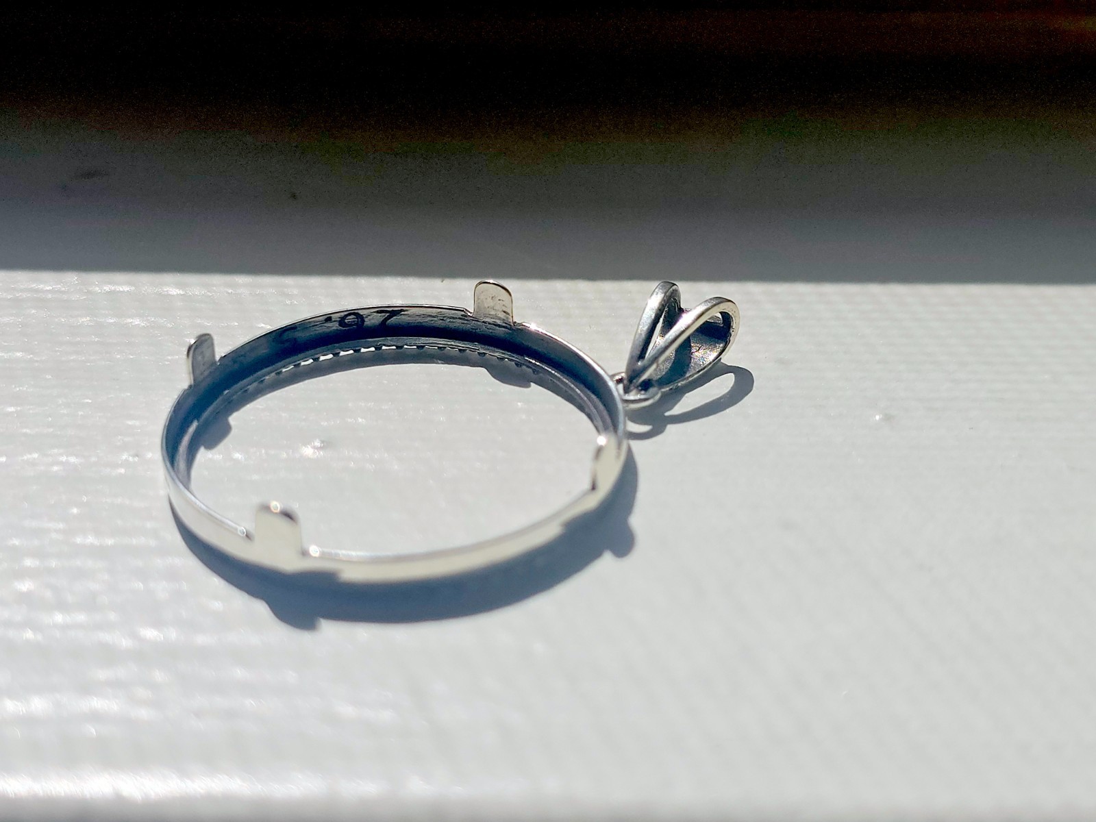925 Sterling Silver Prong Back Illusion Edge Bezel for 26mm Susan B Anthony