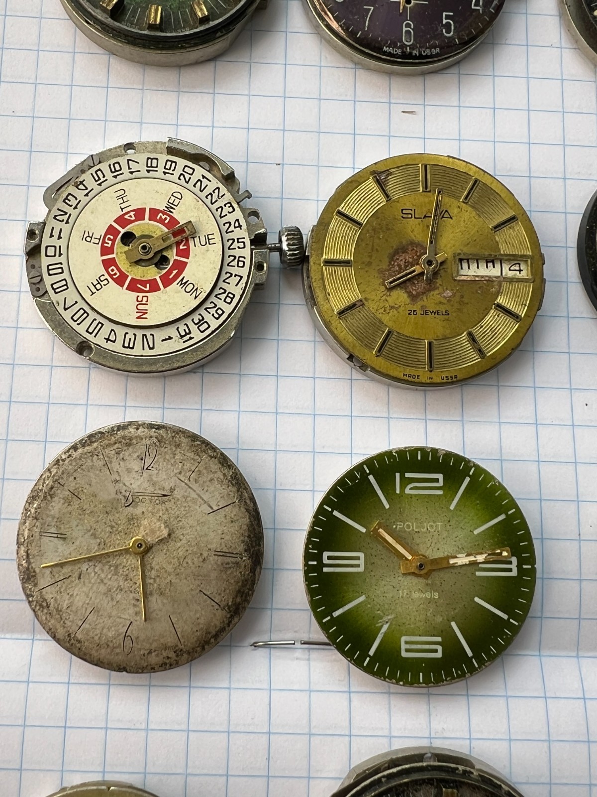 MOVEMENTS (25pcs) FOR MENS WRIST WATCH Raketa, Vostok, Slava etc. USSR for parts