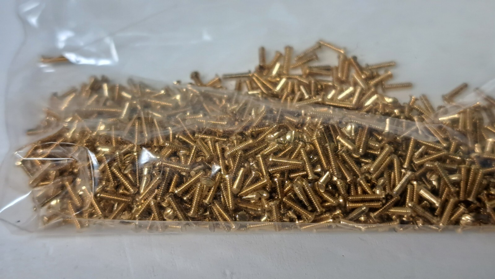 Vis de Fond 95 x 420 Watch screw for Repair GOLD 103L 6HR 2PERORDER