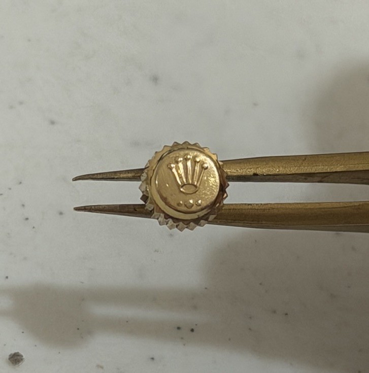 Rolex 18K Gold Crown For Solid Gold Submariner Or Daytona Authentic Original
