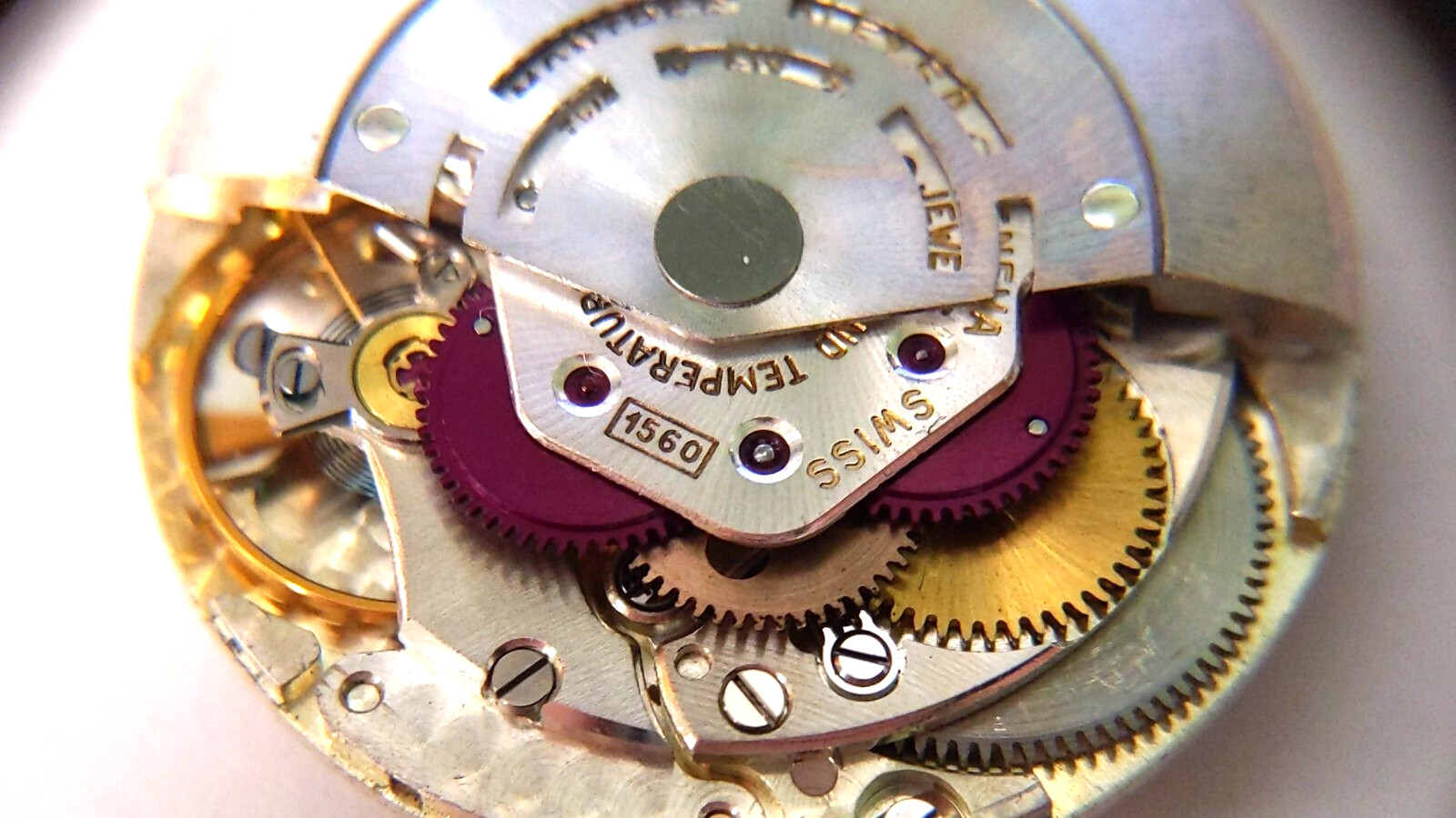 Genuine Rolex 1560 movement Explorer Submariner Oysterperpetual pre-owned, runs