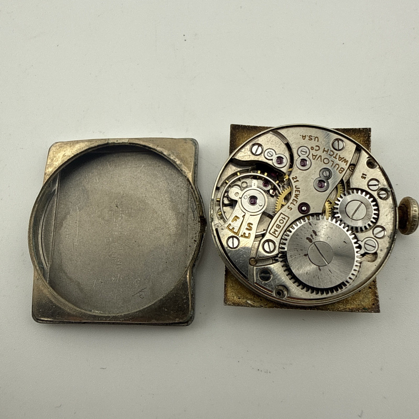 Vintage Bulova Manual Wind 17J 10BM Wrist Watch Movement – Good Balance Wheel