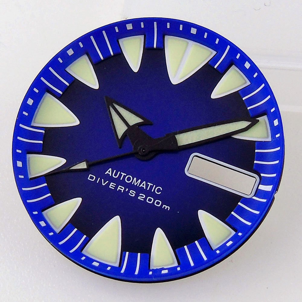 29mm Lume Diver Dial Triangle Indices Day Date Fit Auto Movement