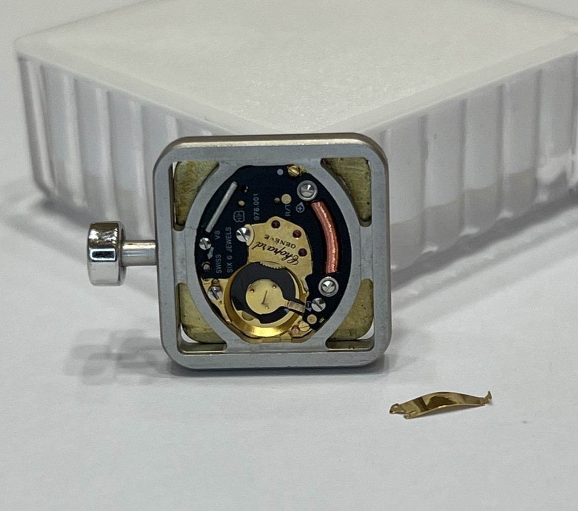 Chopard Geneve Gold Crown 18k & Movement & Dial & Glass Quartz Eta 976.001 Swiss