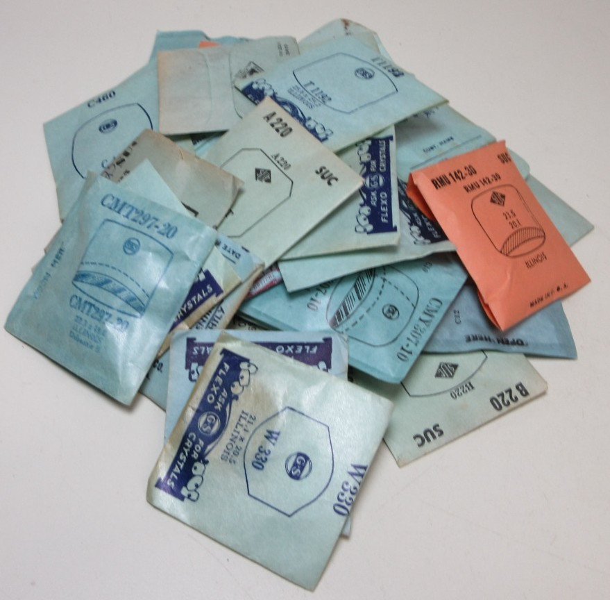 LOT OF G.S SUC MENS ILLINOIS WATCH CRYSTALS ASSORTED NEW OLD STOCK FLEXO #215