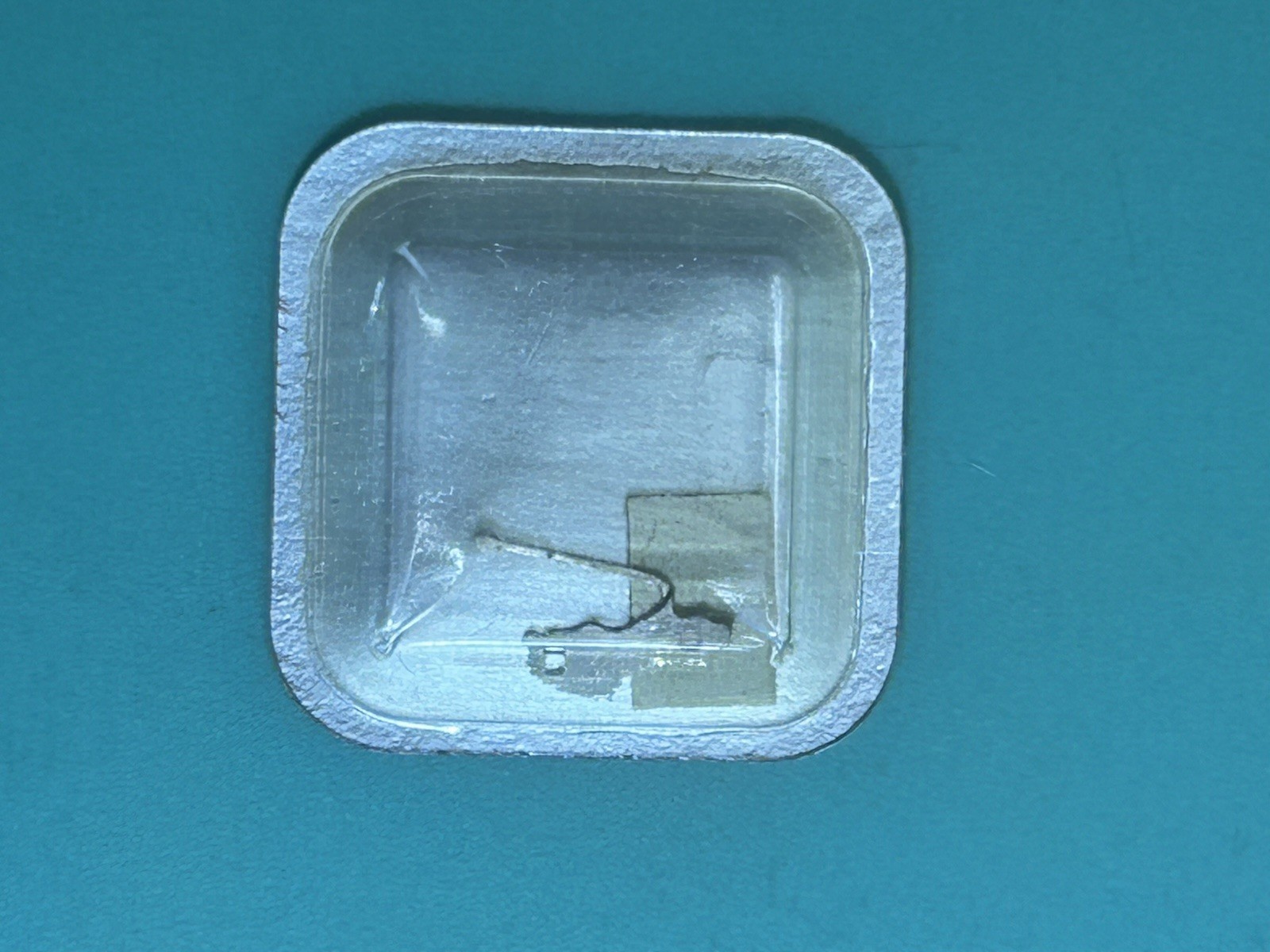 Longines Cal. 505 – Unlocking Yoke (Lever) Spring -2633- Orig. Part and Package