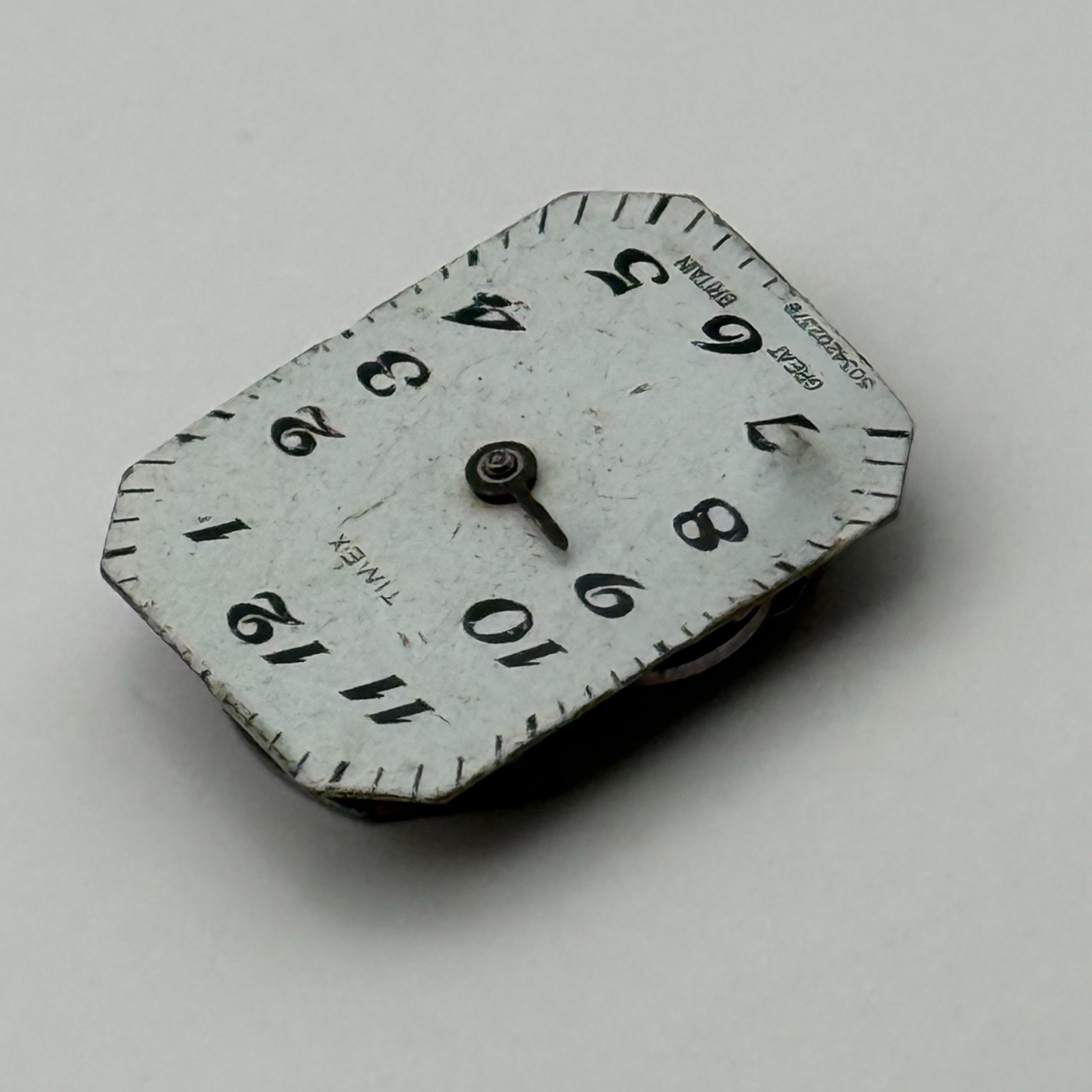 Timex 482 Watch Movement Great Britain 0 Jewel Manual Wind Parts Repair 18.1mm