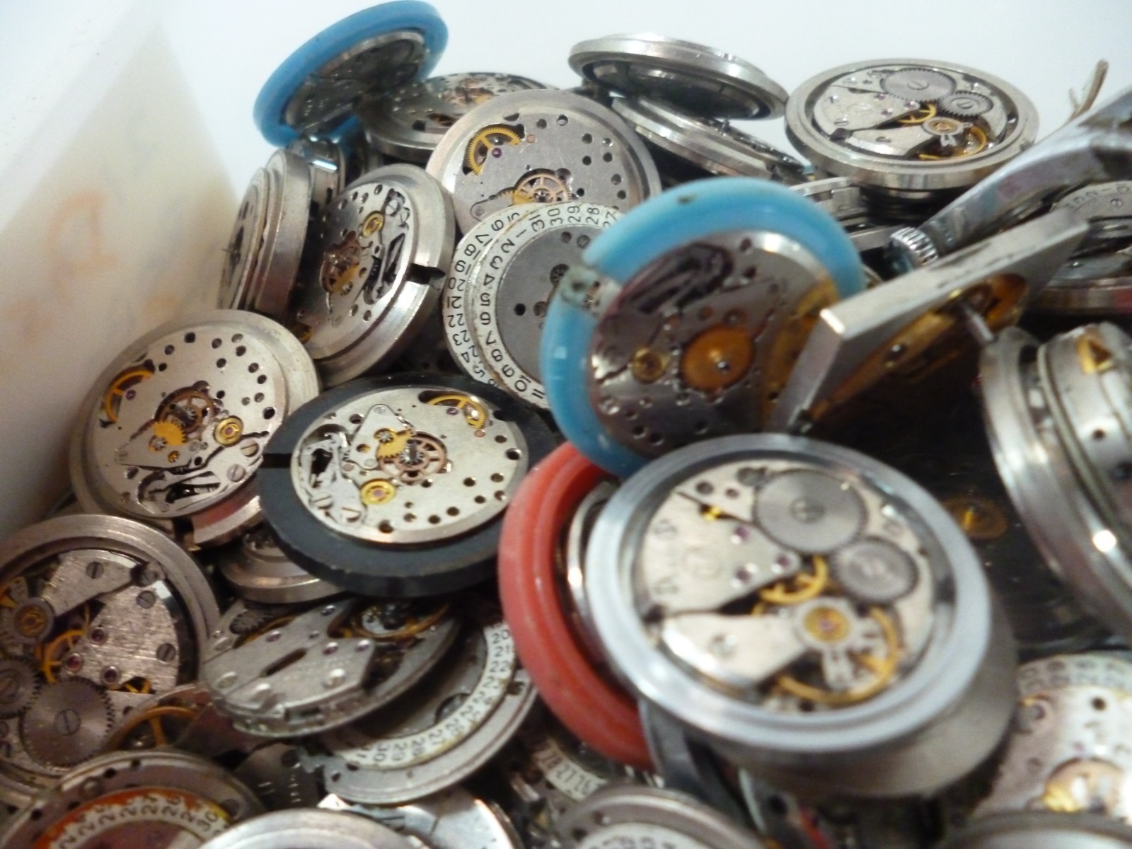 Job Lot 15 x randomly selected Broken Watch Movement Steampunk Craft Making