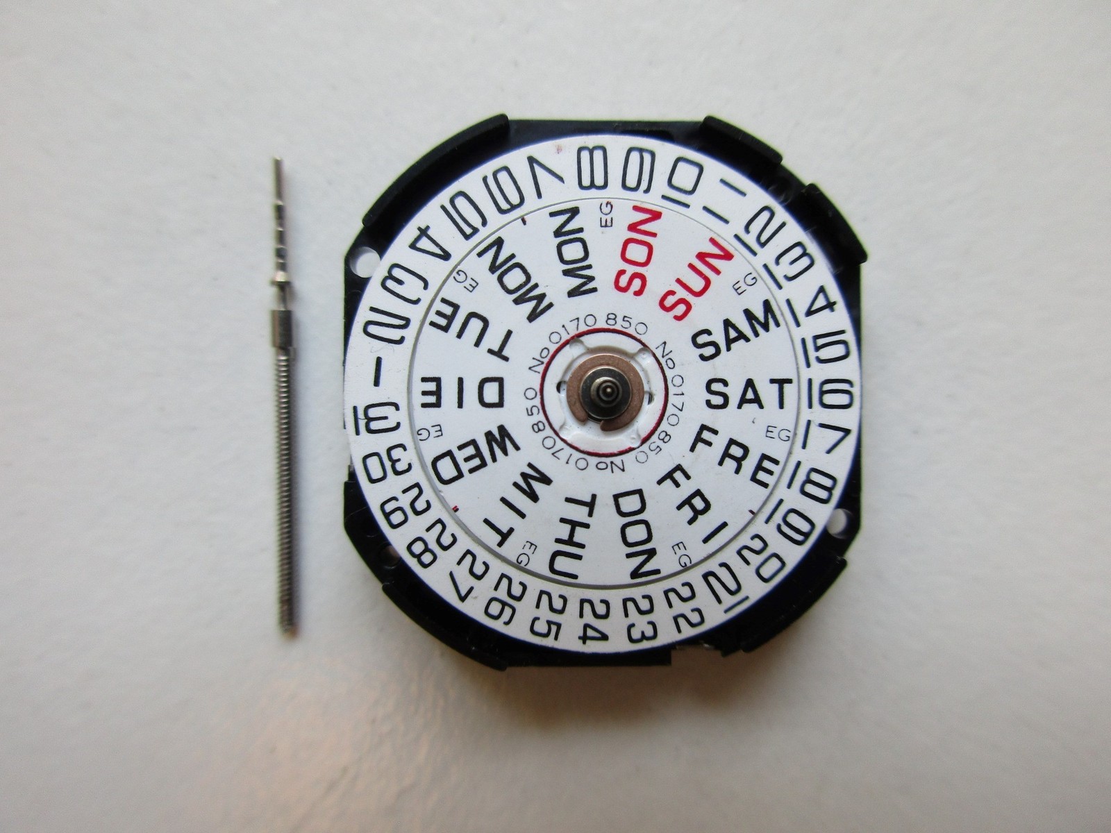 Seiko Pulsar Shiojiri cal. VP33 N.O.S. Japan watch movement ES-EN – Date at 3