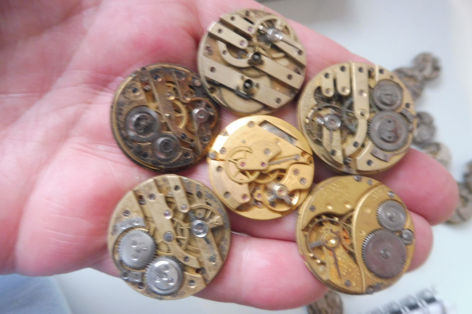 Uhr-Werke, 36 old mechanism watches for mechanic wristwatches, brands