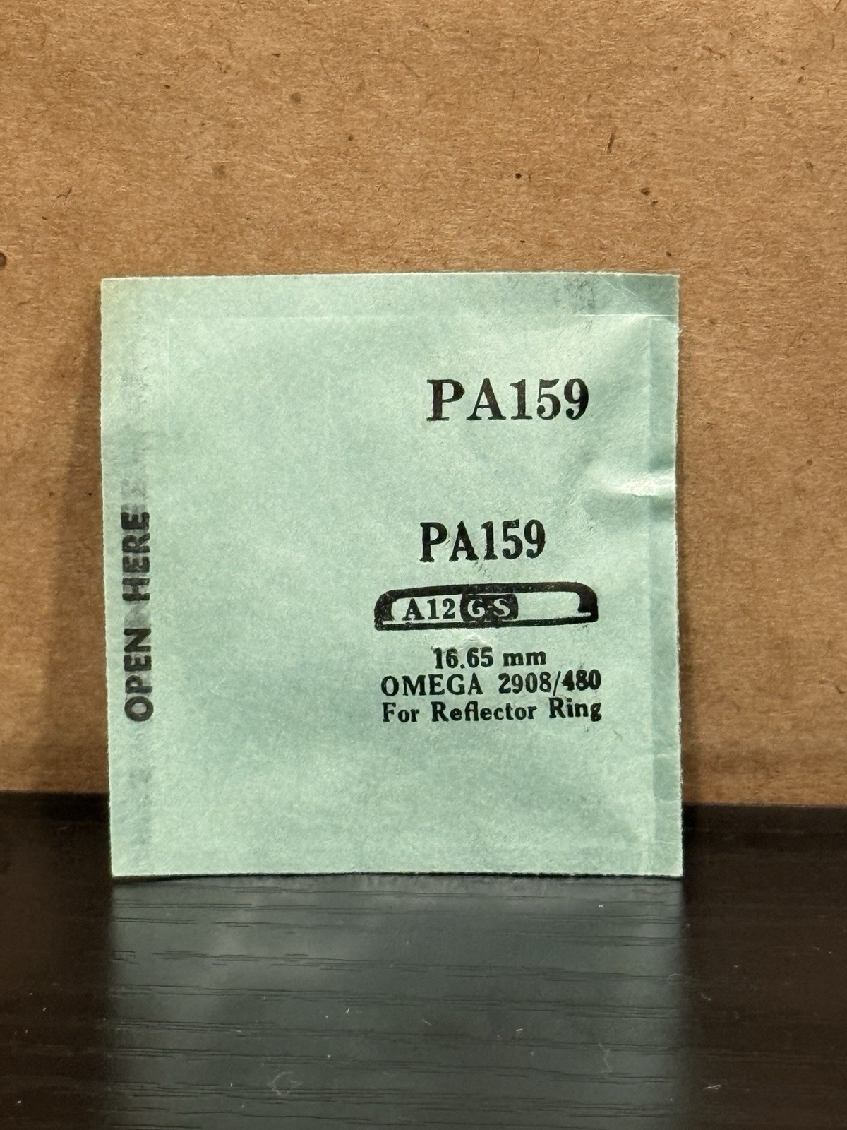 GS OMEGA (2908/480) Replacement Watch Crystal New Old Stock 16.65MM PA159 Parts