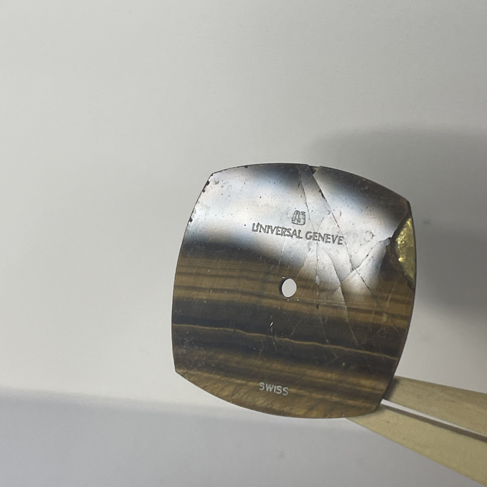 Rare Vintage Universal Geneve Square Tiger Eye Dial Cracked 20.2mm