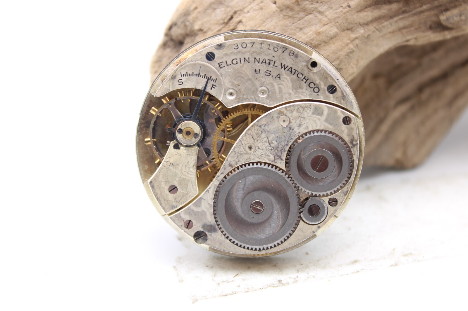 1928 ELGIN POCKET WATCH MOVEMENT 30711678 GRADE 301 12s 7j (F4S3)