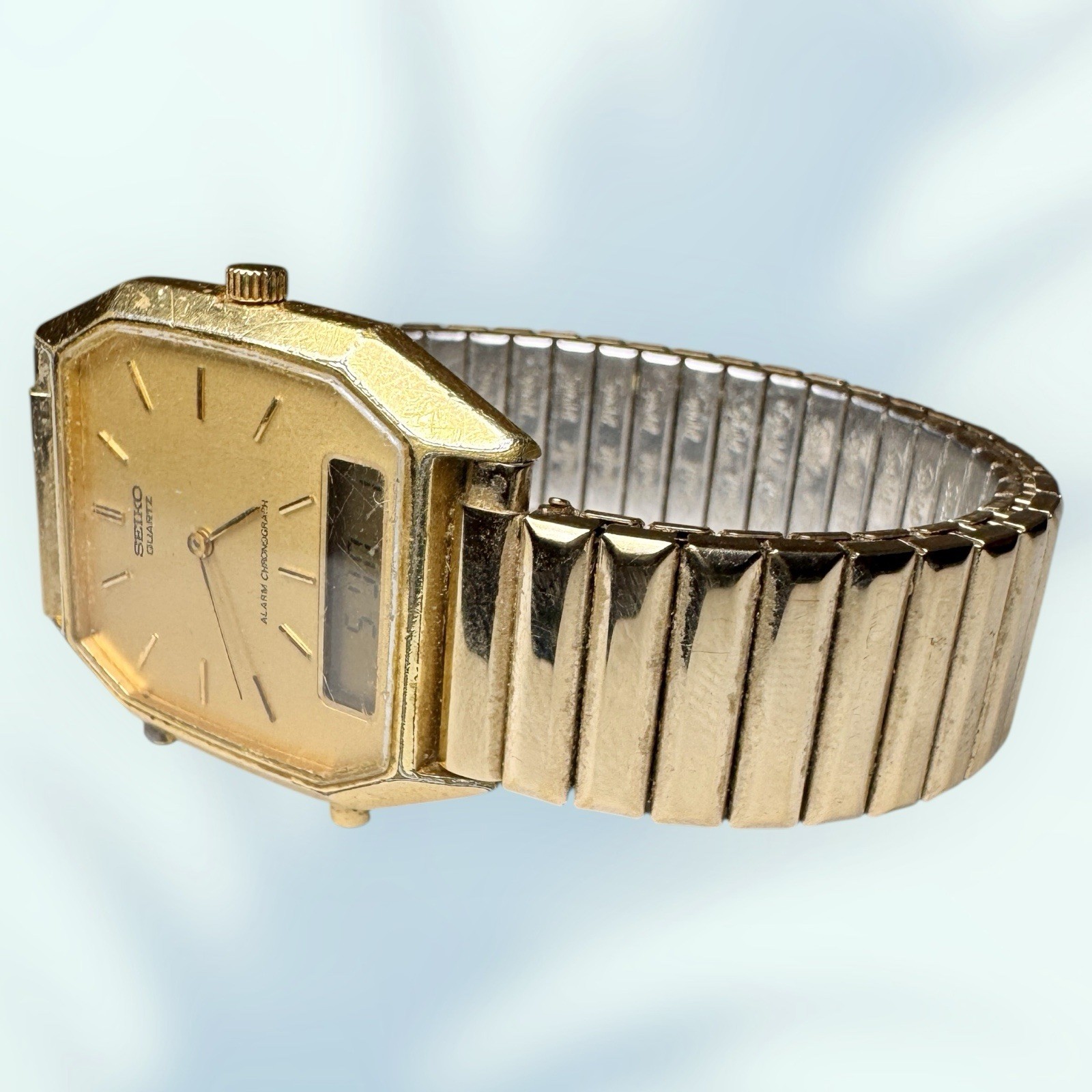 GENUINE SEIKO H448 -5069 WATCH WITH NEW BATTERY