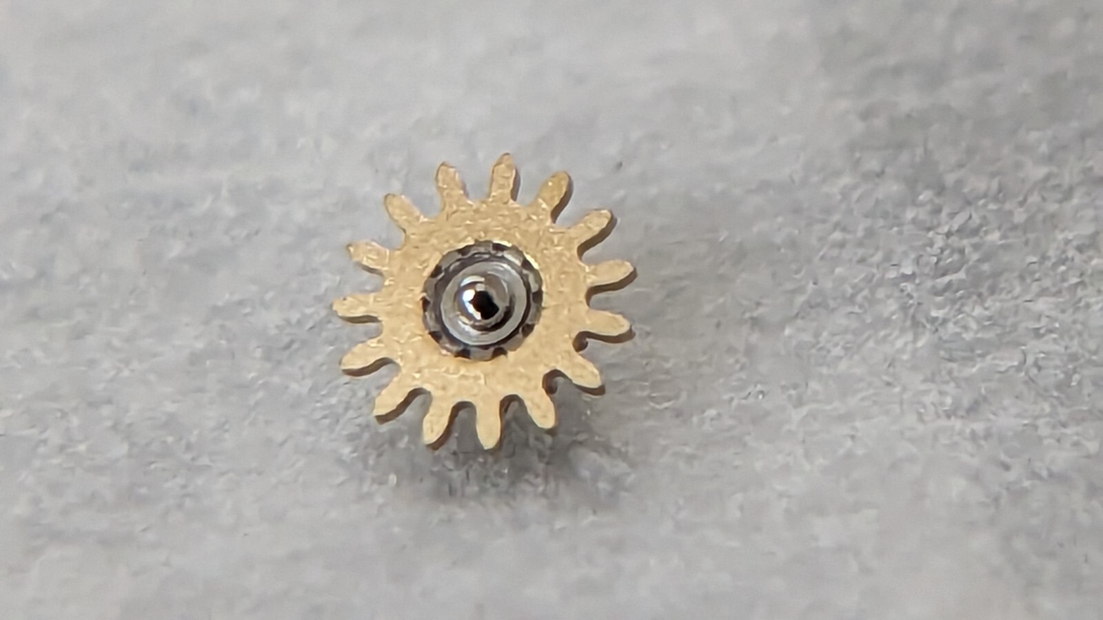 Genuine Rolex Caliber 3155 670 Intermediate Date Wheel New Old Stock