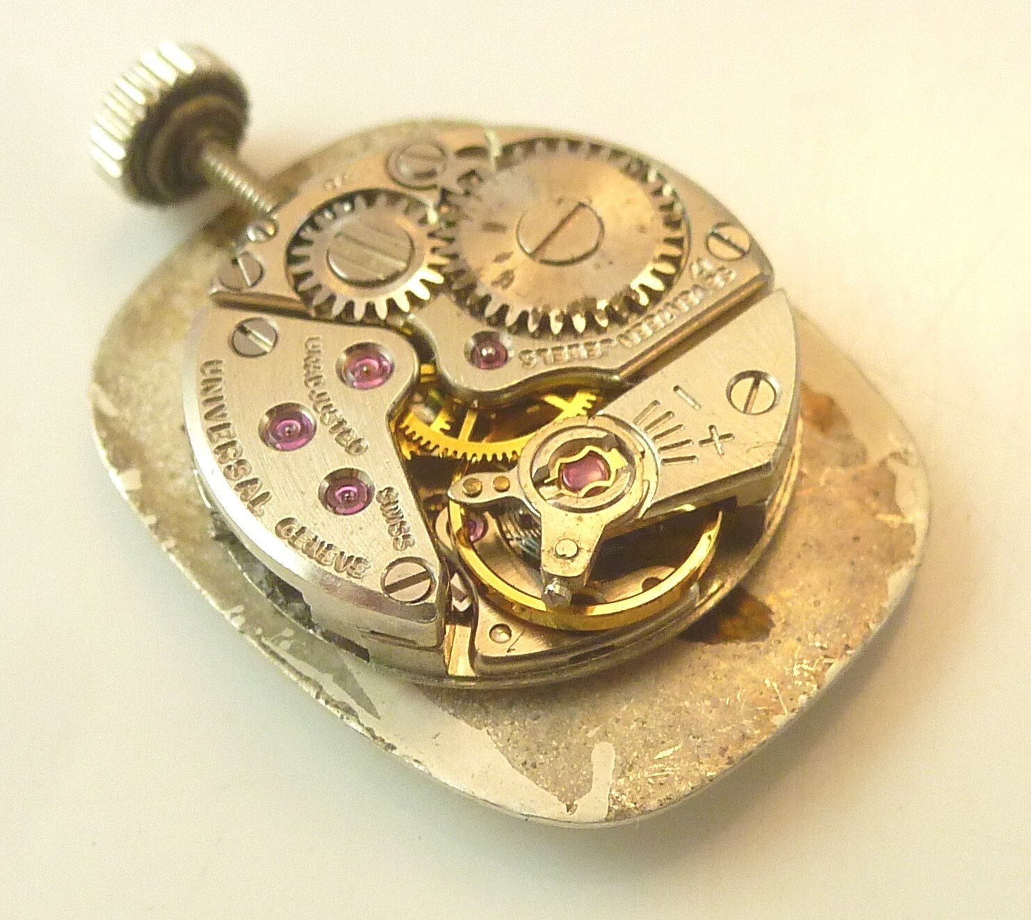 Universal Geneve Wrist Watch Movement – Good Balance – Parts / Repair