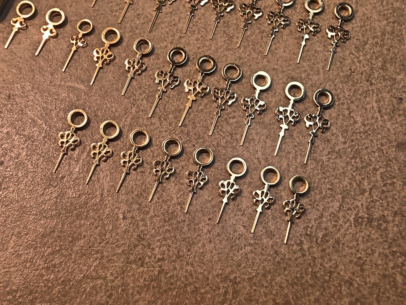 Lot Of 44 Mixed Vintage NOS Gilt Louis Wristwatch Hands-Variety Of Lengths/Sizes
