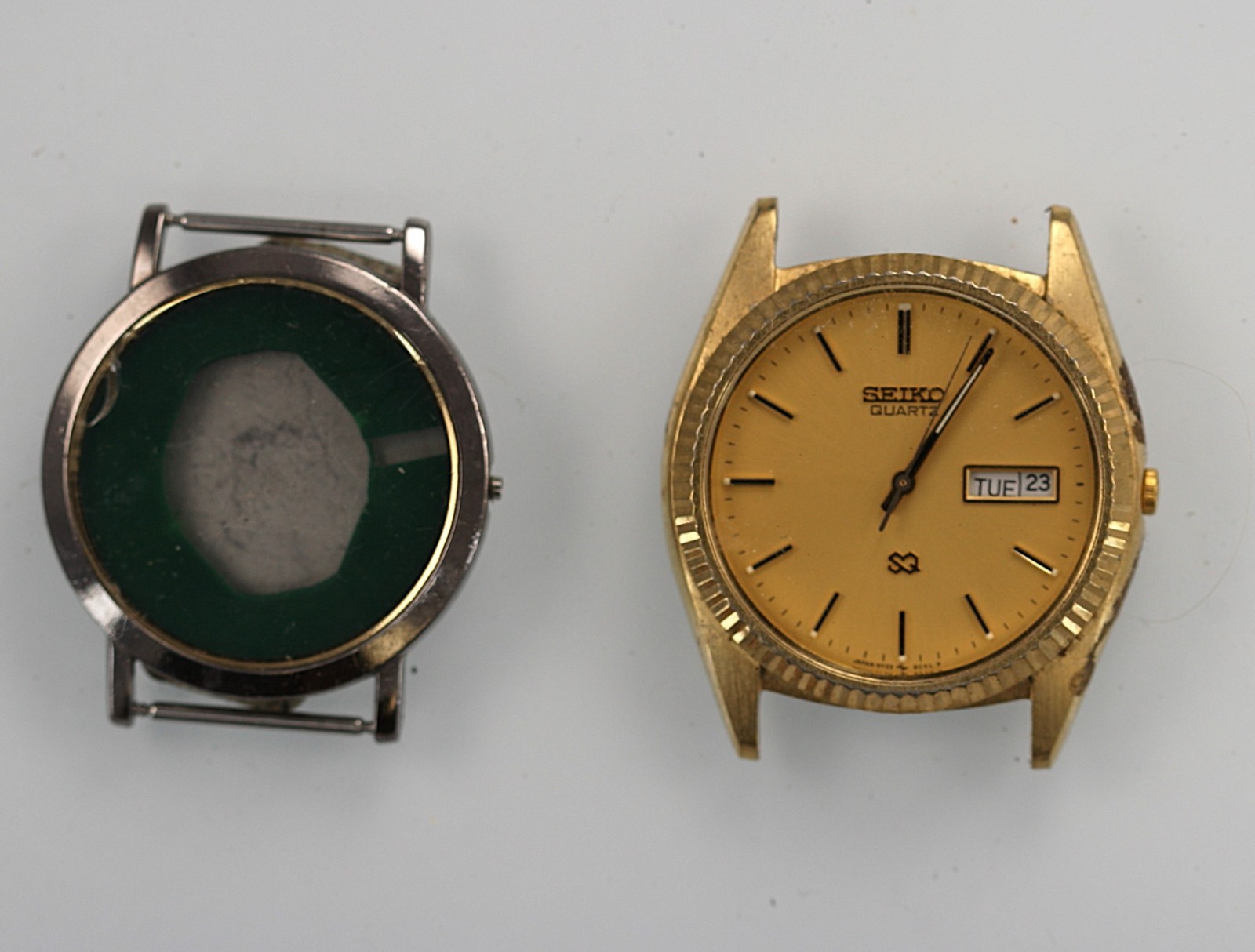 Seiko Watch Men Gold Silver Stainless St Battery WR Day Date Quartz NON-WORKING