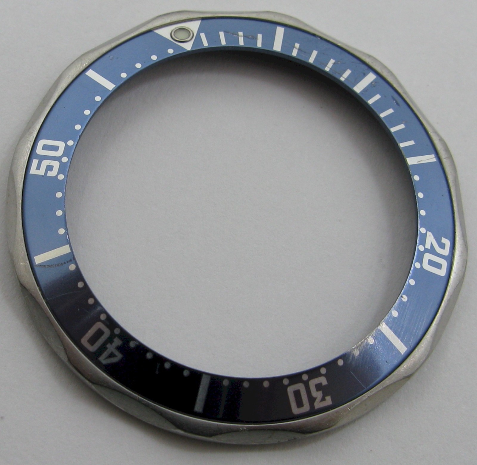 Omega rotating Bezel Seamaster Diver Chrono. 300 m Watch part diameter 40.9 mm